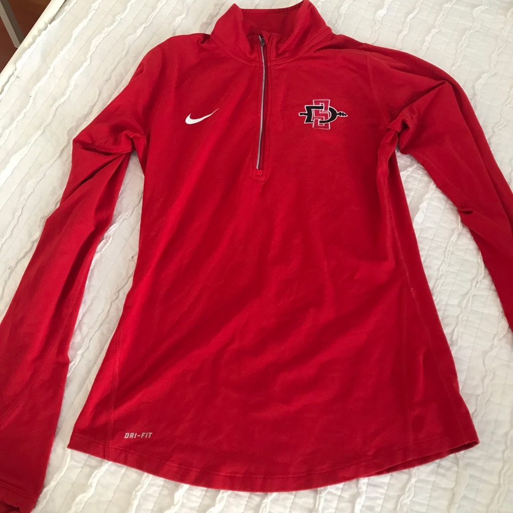 Nike quarter zip athletic sweatshirt